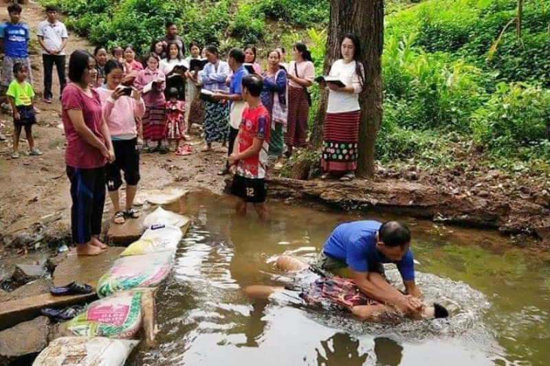 Huay Ja Karn Praise Church 01