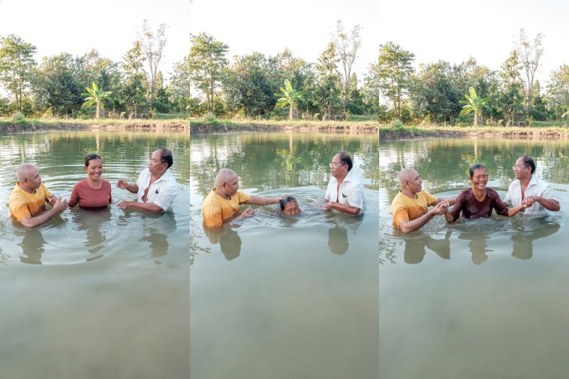 Baptism ceremony Shared Love Srisophon Evangelism Center, Cambodia 06