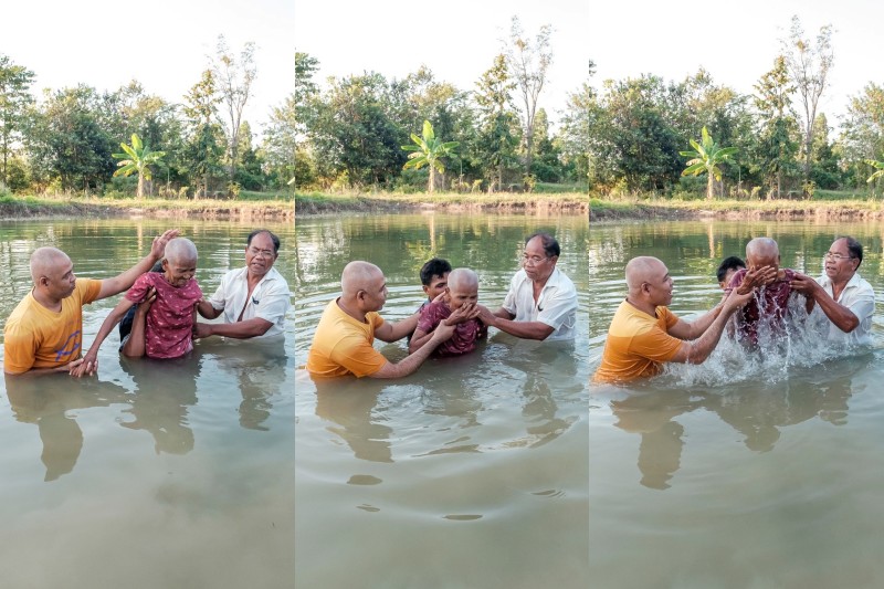 Baptism ceremony Shared Love Srisophon Evangelism Center, Cambodia 08