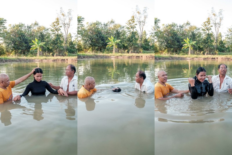 Baptism ceremony Shared Love Srisophon Evangelism Center, Cambodia 09