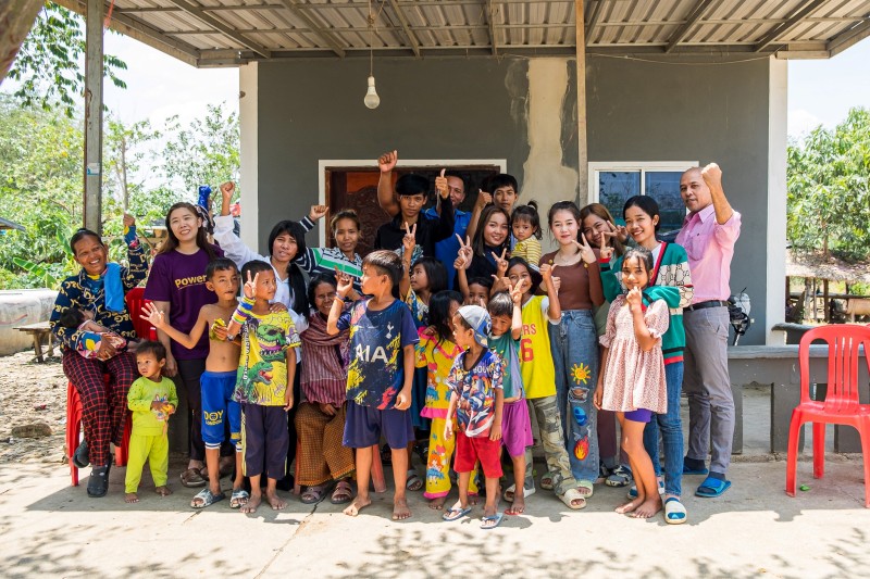 Srisophon Shared Love Group of believers, Cambodia 01