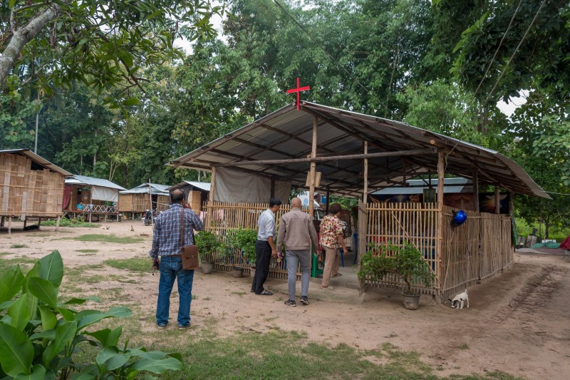 The Women's Committee of Vision Thailand Christian Fellowship visited female God’s servants, pastors, and the churches in the Northern Region. 01