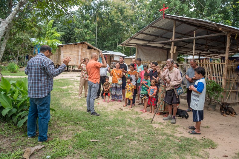 The Women's Committee of Vision Thailand Christian Fellowship visited female God’s servants, pastors, and the churches in the Northern Region. 03