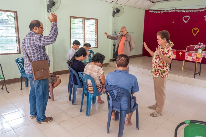 The Women's Committee of Vision Thailand Christian Fellowship visited female God’s servants, pastors, and the churches in the Northern Region. 05