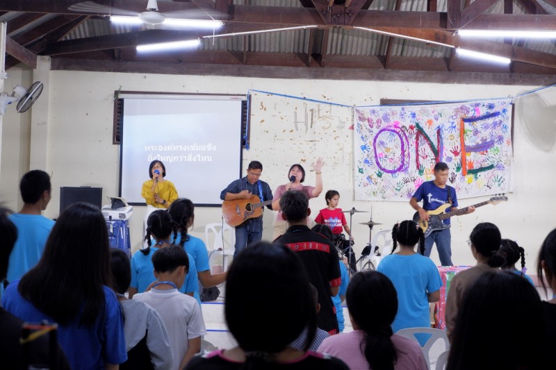 Vision Thailand’s “Special One” Youth Camp 02